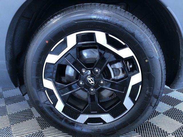 used 2024 Hyundai Santa Fe car, priced at $29,500