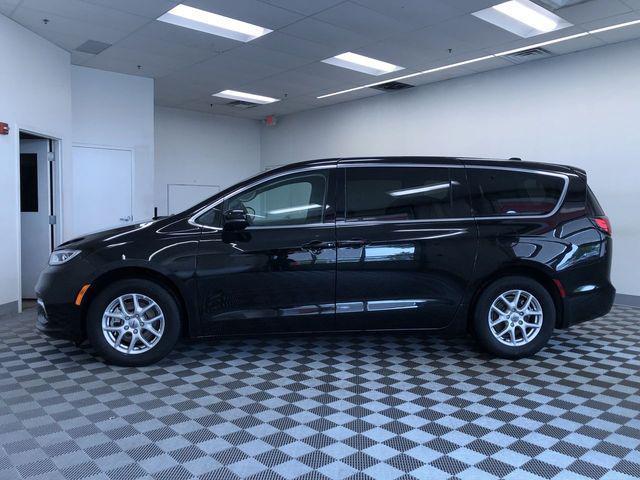 used 2024 Chrysler Pacifica car, priced at $32,977