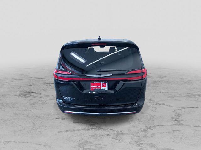 used 2024 Chrysler Pacifica car, priced at $32,977
