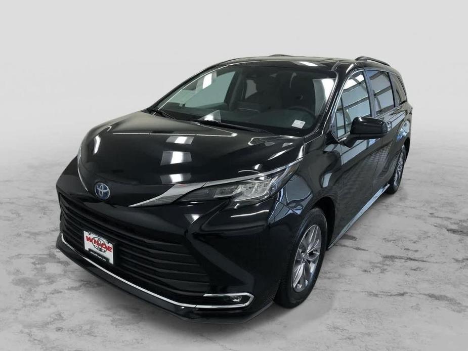 used 2023 Toyota Sienna car, priced at $43,990