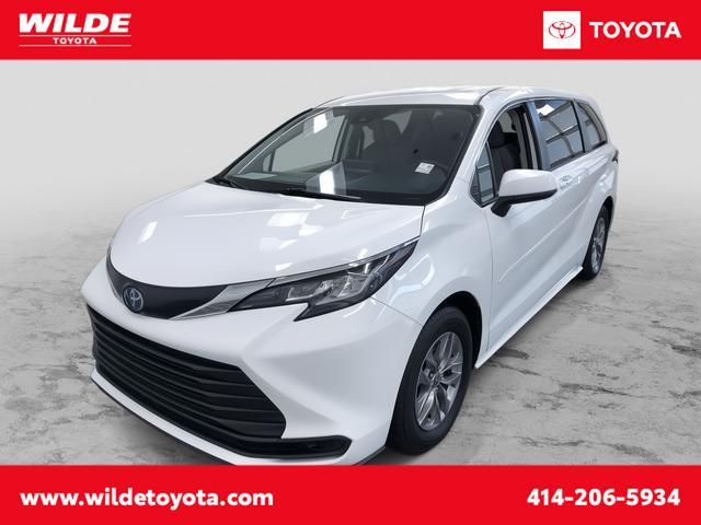 used 2022 Toyota Sienna car, priced at $41,500