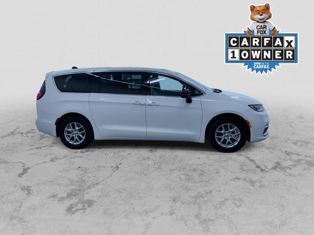 used 2024 Chrysler Pacifica car, priced at $33,995