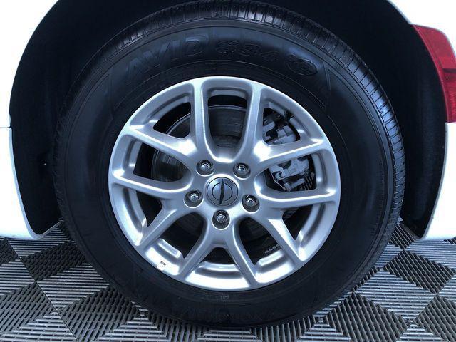 used 2024 Chrysler Pacifica car, priced at $33,995