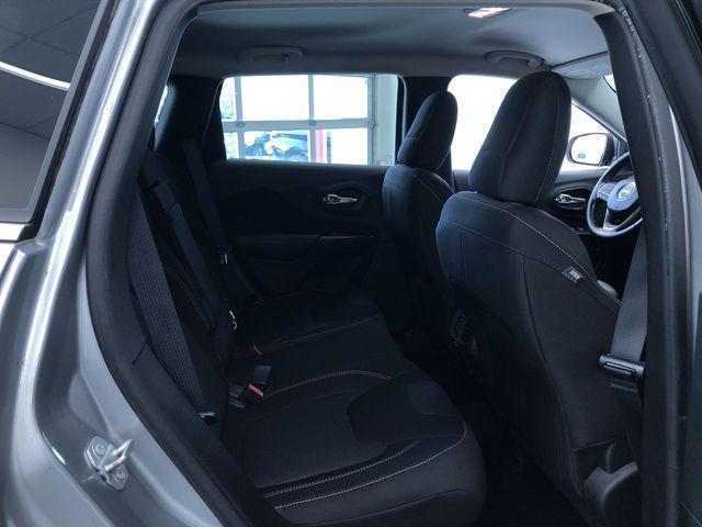 used 2015 Jeep Cherokee car, priced at $8,995