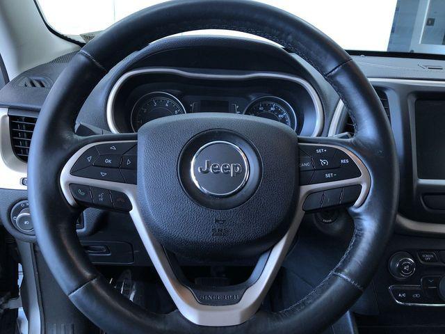 used 2015 Jeep Cherokee car, priced at $8,995