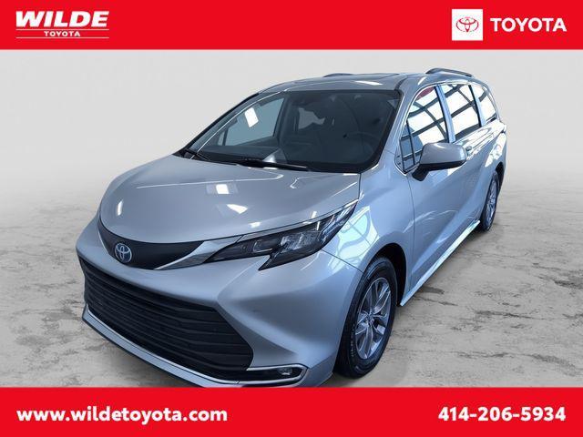 used 2024 Toyota Sienna car, priced at $42,995