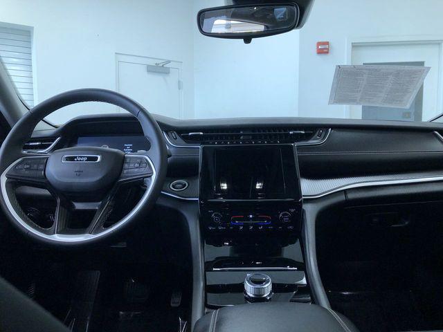 used 2023 Jeep Grand Cherokee car, priced at $25,995