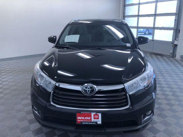 used 2016 Toyota Highlander car, priced at $18,995