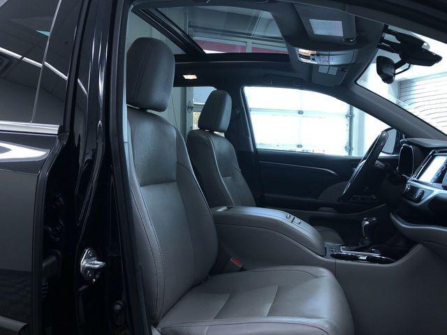 used 2016 Toyota Highlander car, priced at $18,995