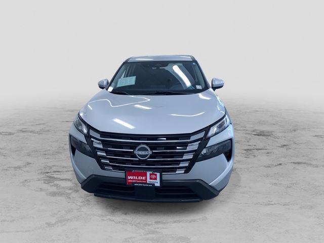 used 2024 Nissan Rogue car, priced at $22,995