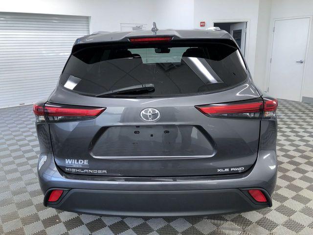 used 2023 Toyota Highlander car, priced at $39,977