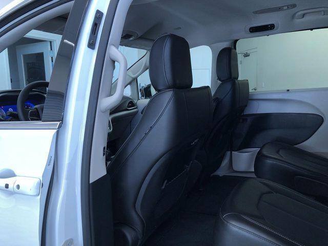used 2024 Chrysler Pacifica car, priced at $29,991