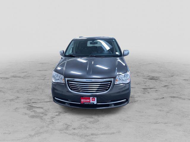 used 2015 Chrysler Town & Country car, priced at $9,995