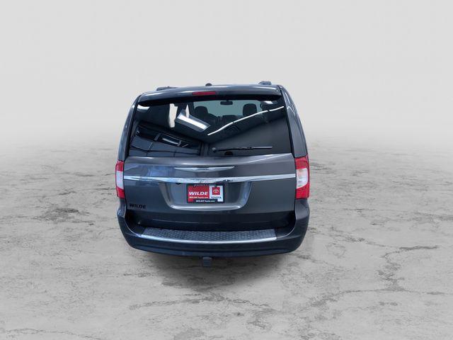 used 2015 Chrysler Town & Country car, priced at $9,995