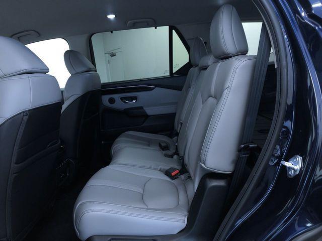 used 2025 Honda Pilot car, priced at $41,995