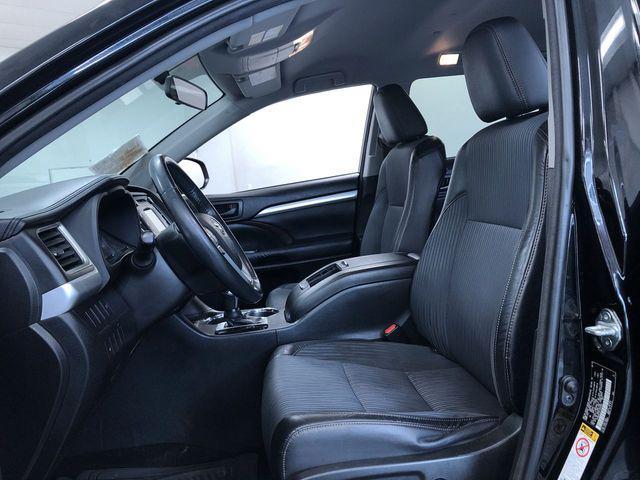 used 2015 Toyota Highlander car, priced at $16,995