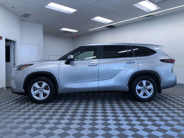 used 2024 Toyota Highlander car, priced at $36,995