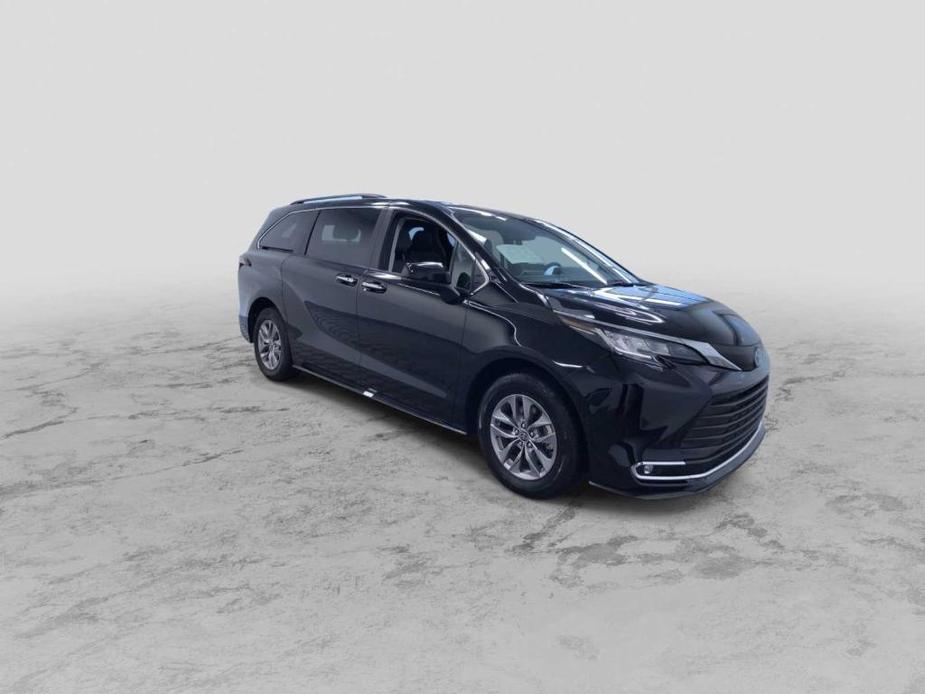 used 2023 Toyota Sienna car, priced at $42,990