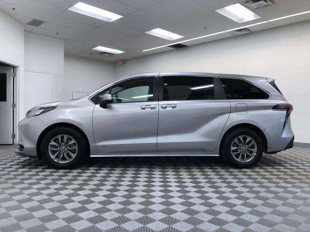 used 2021 Toyota Sienna car, priced at $30,995