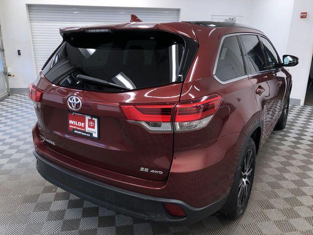 used 2017 Toyota Highlander car, priced at $19,995