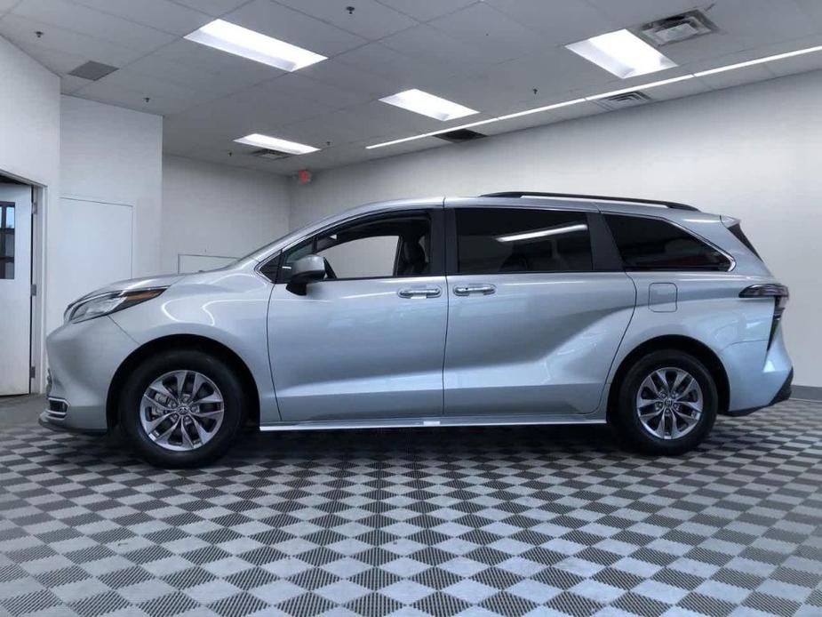 used 2023 Toyota Sienna car, priced at $39,800