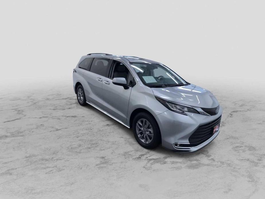 used 2023 Toyota Sienna car, priced at $39,800