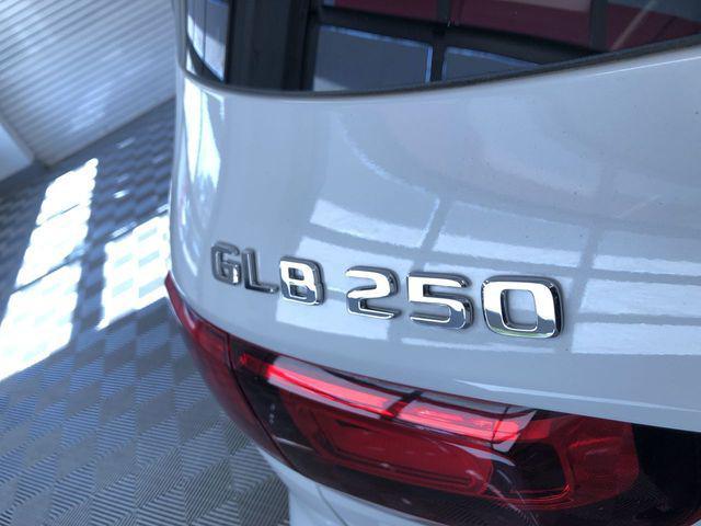 used 2021 Mercedes-Benz GLB 250 car, priced at $28,995