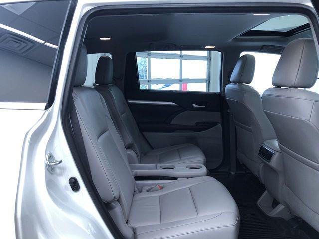 used 2017 Toyota Highlander car, priced at $25,995