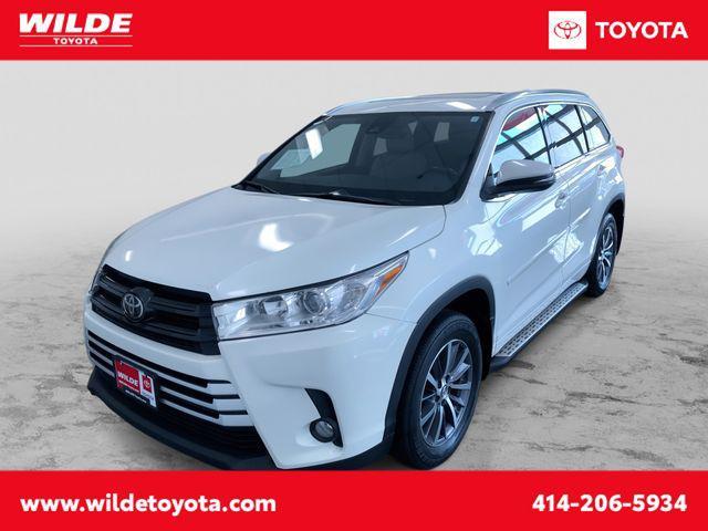used 2017 Toyota Highlander car, priced at $25,995