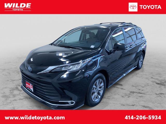 used 2023 Toyota Sienna car, priced at $36,995