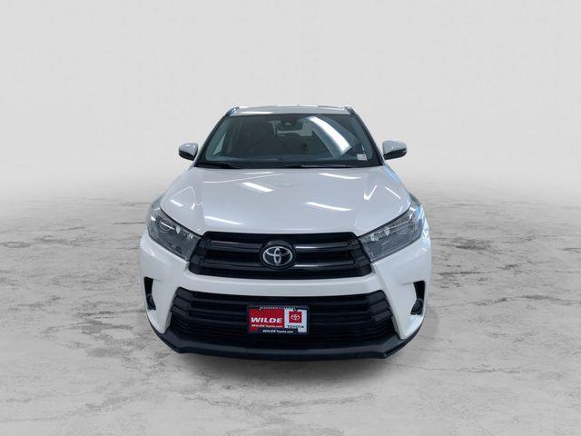 used 2019 Toyota Highlander car, priced at $30,995