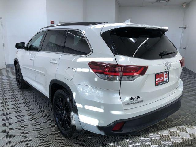 used 2019 Toyota Highlander car, priced at $30,995