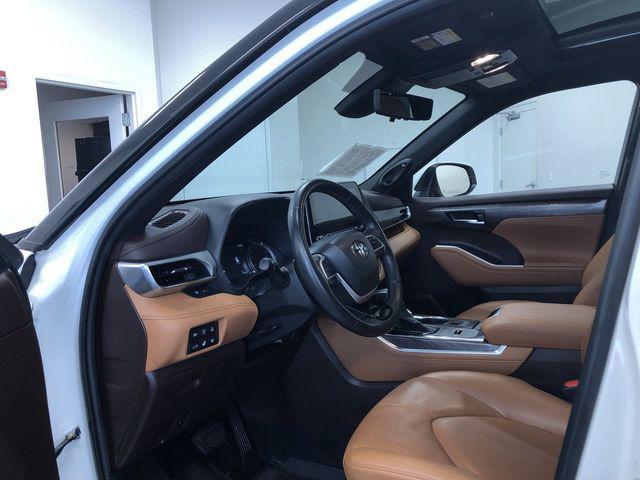 used 2022 Toyota Highlander Hybrid car, priced at $40,995