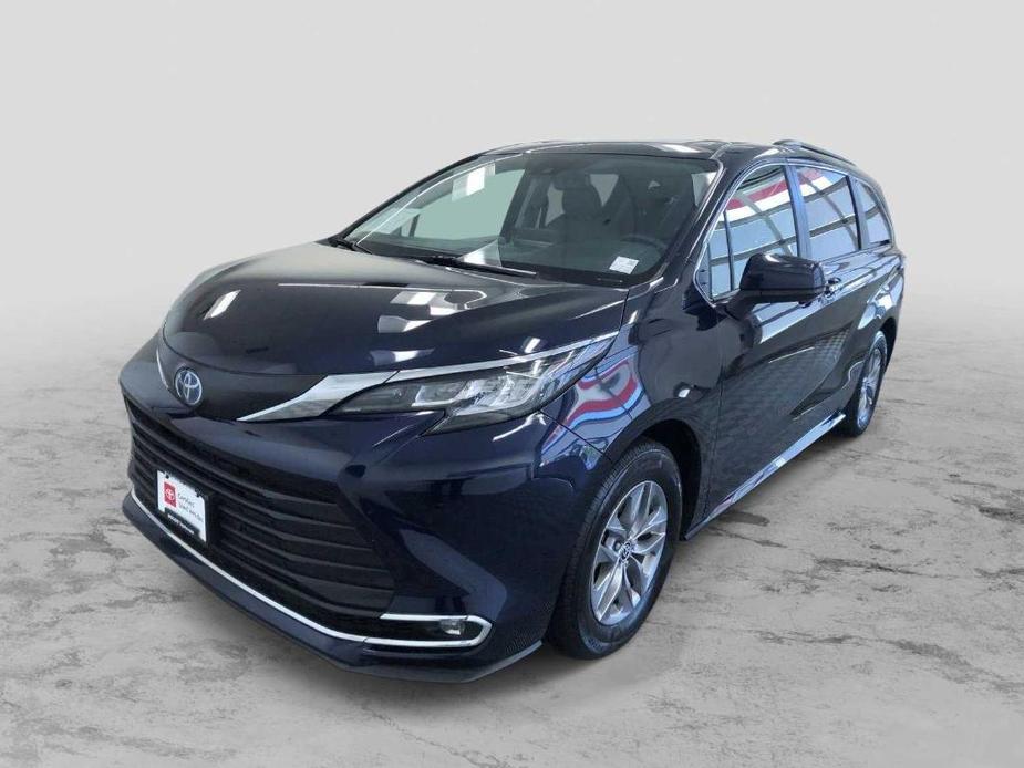 used 2023 Toyota Sienna car, priced at $41,991