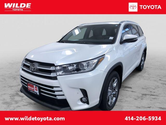 used 2019 Toyota Highlander car, priced at $28,995