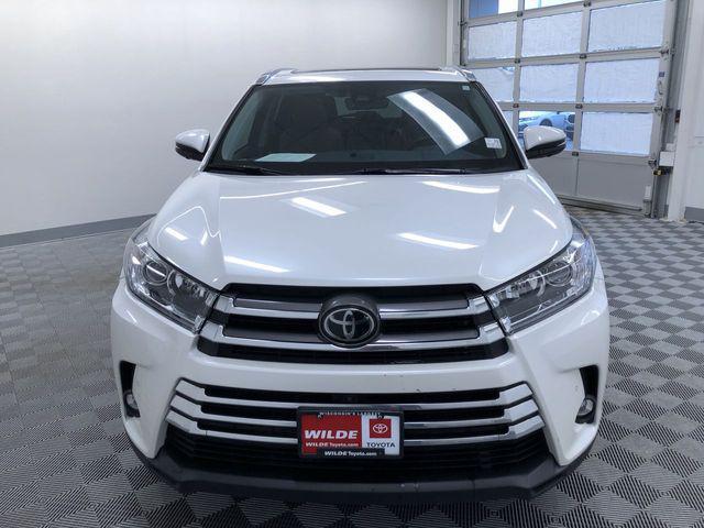 used 2019 Toyota Highlander car, priced at $28,995