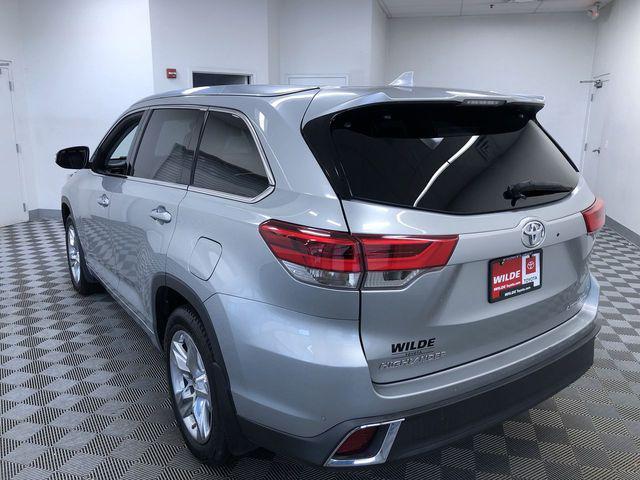 used 2018 Toyota Highlander car, priced at $27,995