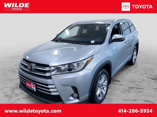used 2018 Toyota Highlander car, priced at $27,995