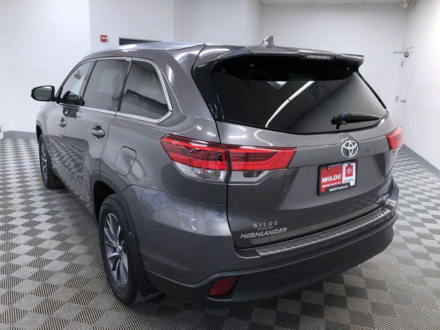 used 2019 Toyota Highlander car, priced at $26,995