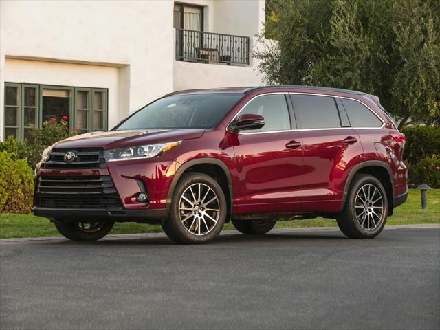 used 2017 Toyota Highlander car