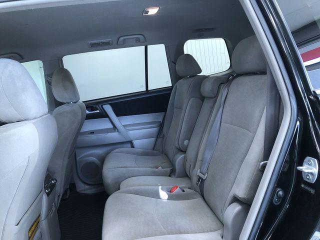 used 2013 Toyota Highlander car, priced at $10,994