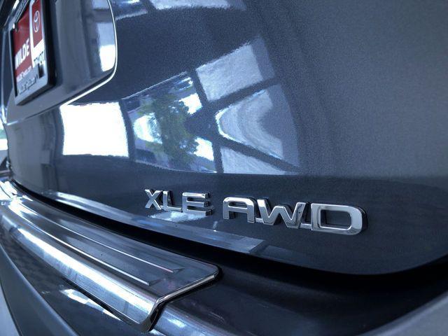 used 2022 Toyota Highlander car, priced at $34,995