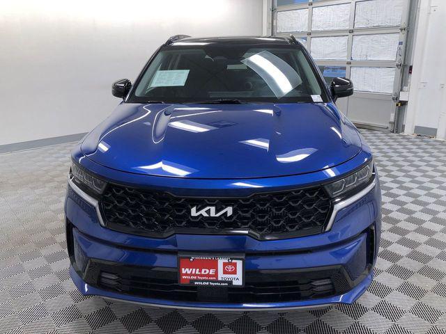 used 2022 Kia Sorento car, priced at $30,995