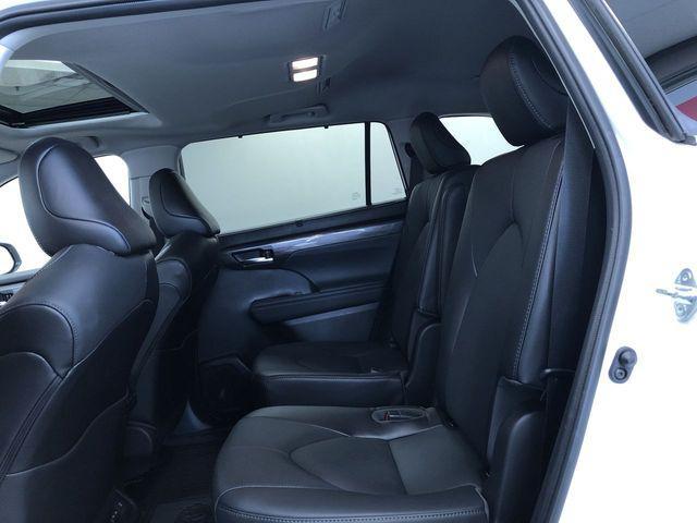 used 2022 Toyota Highlander car, priced at $38,995