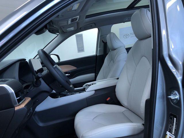 new 2025 Toyota Grand Highlander car, priced at $53,463