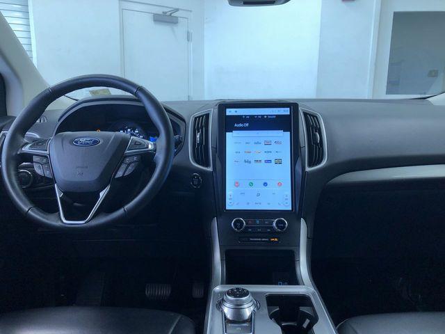 used 2024 Ford Edge car, priced at $24,995