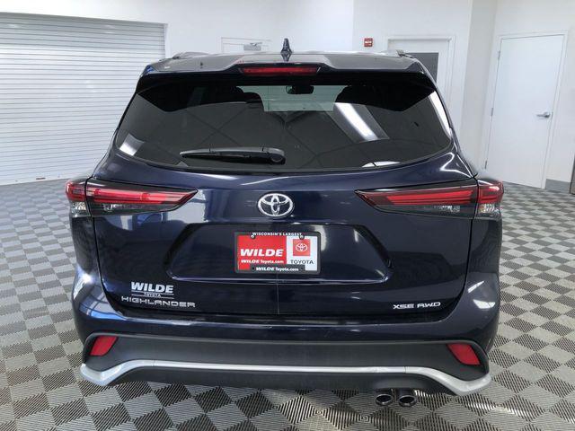 used 2024 Toyota Highlander car, priced at $41,995