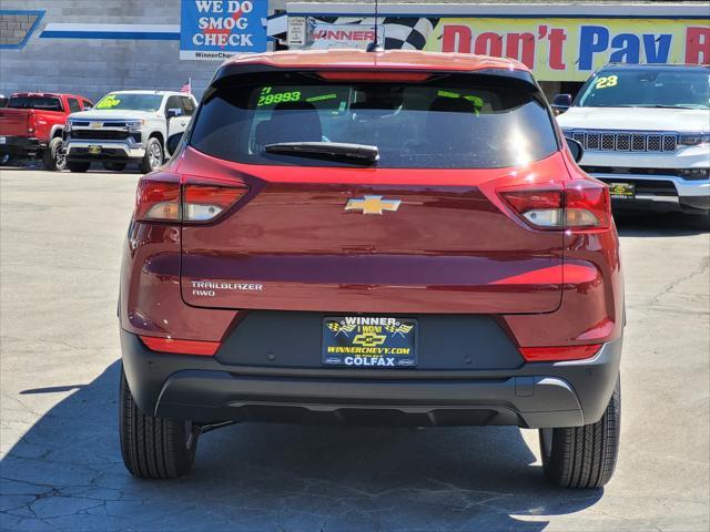 new 2025 Chevrolet TrailBlazer car, priced at $27,285