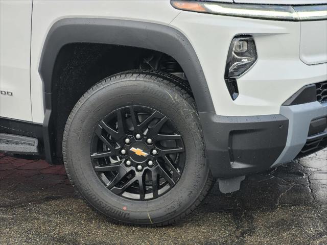 new 2025 Chevrolet Silverado EV car, priced at $75,195