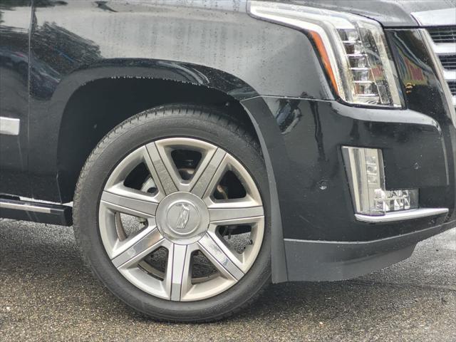 used 2018 Cadillac Escalade car, priced at $37,993